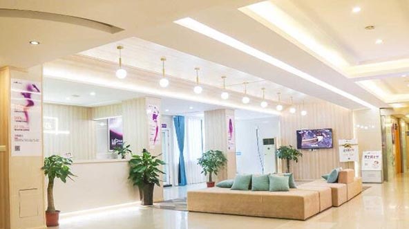 厦门植牙价格表(2023厦门众牙口腔门诊部国产莱顿BLB种植牙价格参考价为5000元)